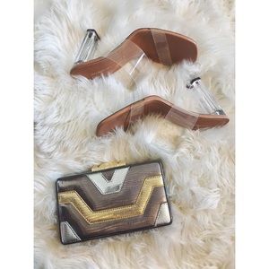 BCBG MAXAZRIA Clutch / Purse